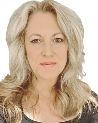 Lora Mahnke