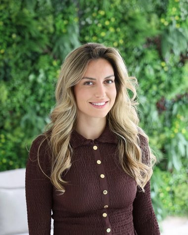 Jessica Zahov