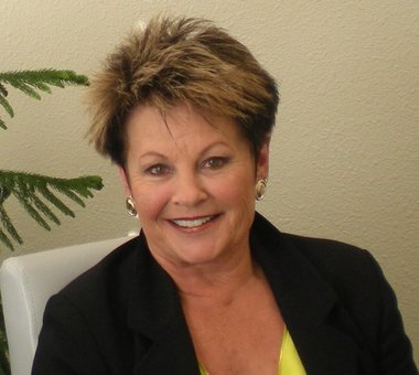 Karla Dennett-Post