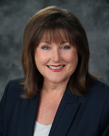 Claudia Snow