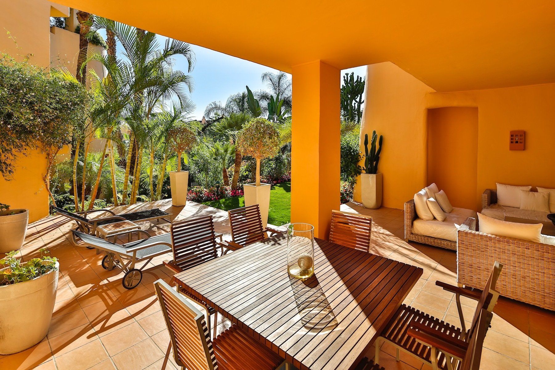 Magnificent Apartment In An Exclusive Urbanization On The in Marbella