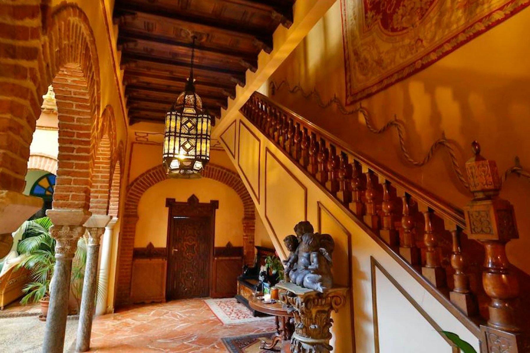 Villa In Old Town Of Cordoba in Cordoba, Spain for sale (1021249)