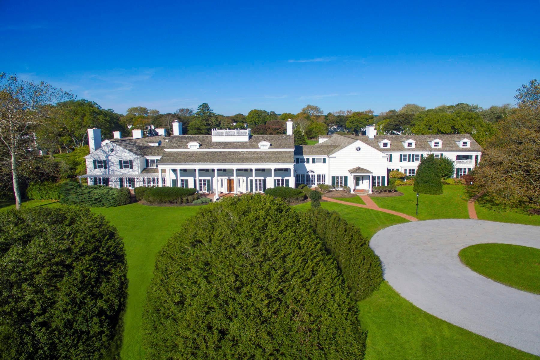Whitefields Condo In Southampton Village In Southampton, New York