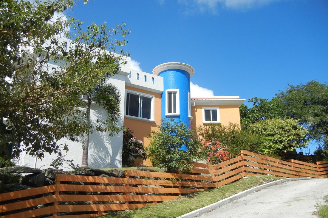 House in Road Town, Tortola, British Virgin Islands 1 - 1017360