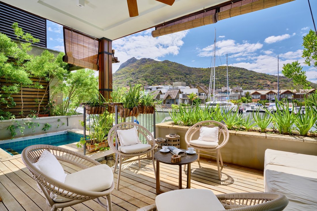 Apartment in Black River, Rivière Noire District, Mauritius 2 - 10078620
