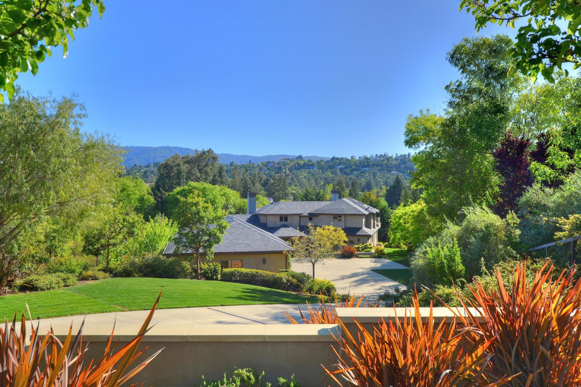 Los Altos Hills Luxury Retreat in Los Altos Hills, CA, United States