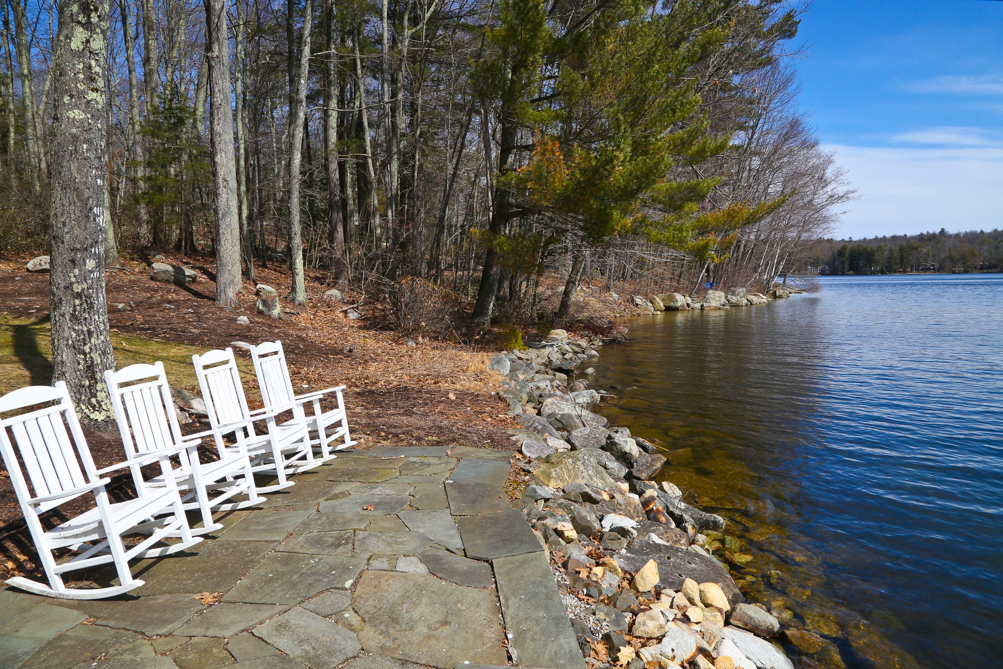 Woodridge Lake Prime Waterfront Home in Goshen, CT, United States for