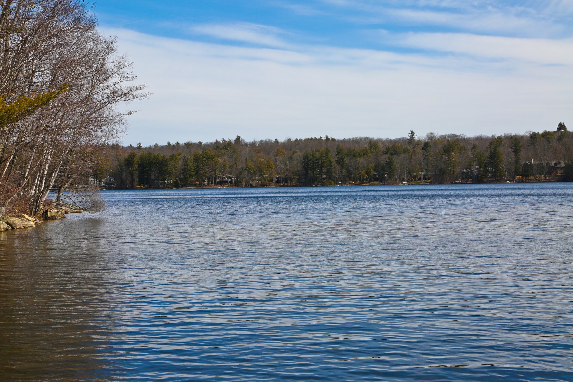 Woodridge Lake Prime Waterfront Home in Goshen, CT, United States for