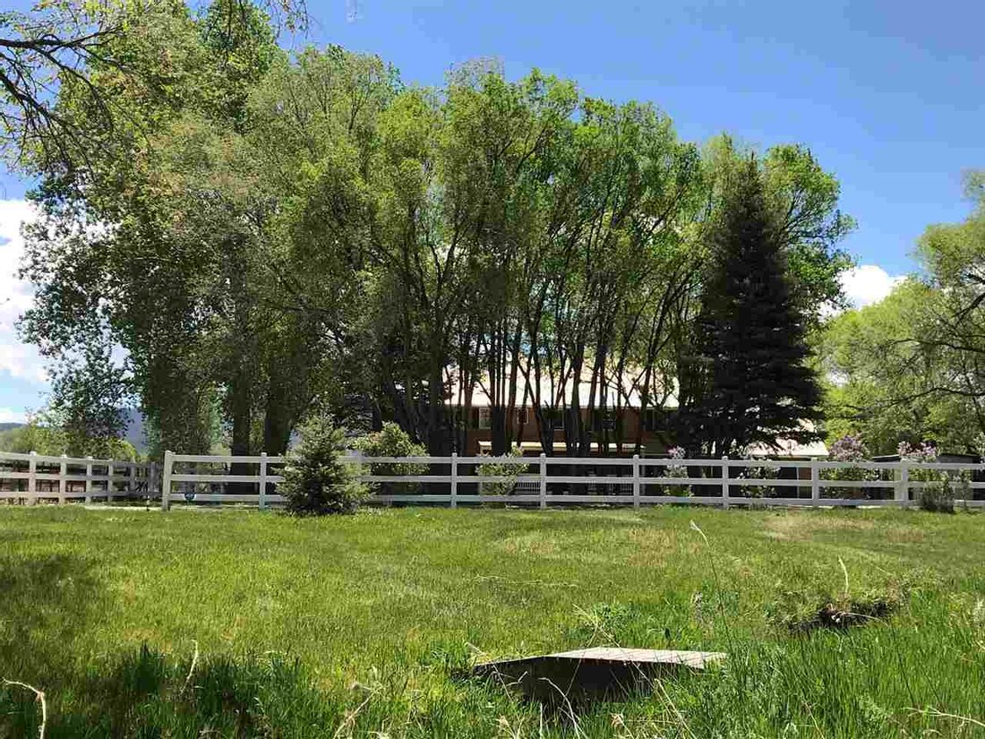907 Upper Ranchitos Road, Taos, New In Eagle Nest, New Mexico, United