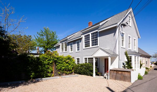 3 Family West End Victorian (10294513)