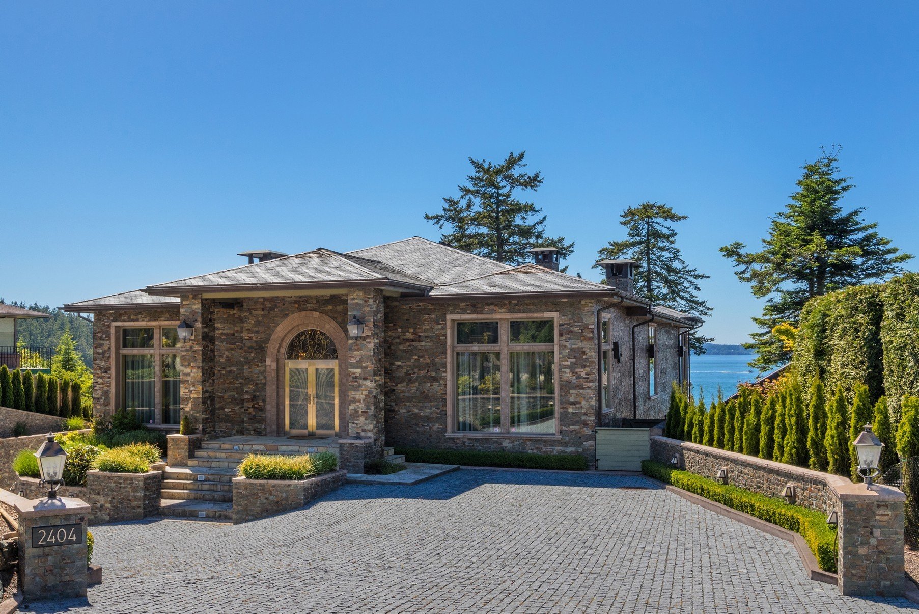 Anacortes Luxury Northwest Contemporary In Anacortes, Washington