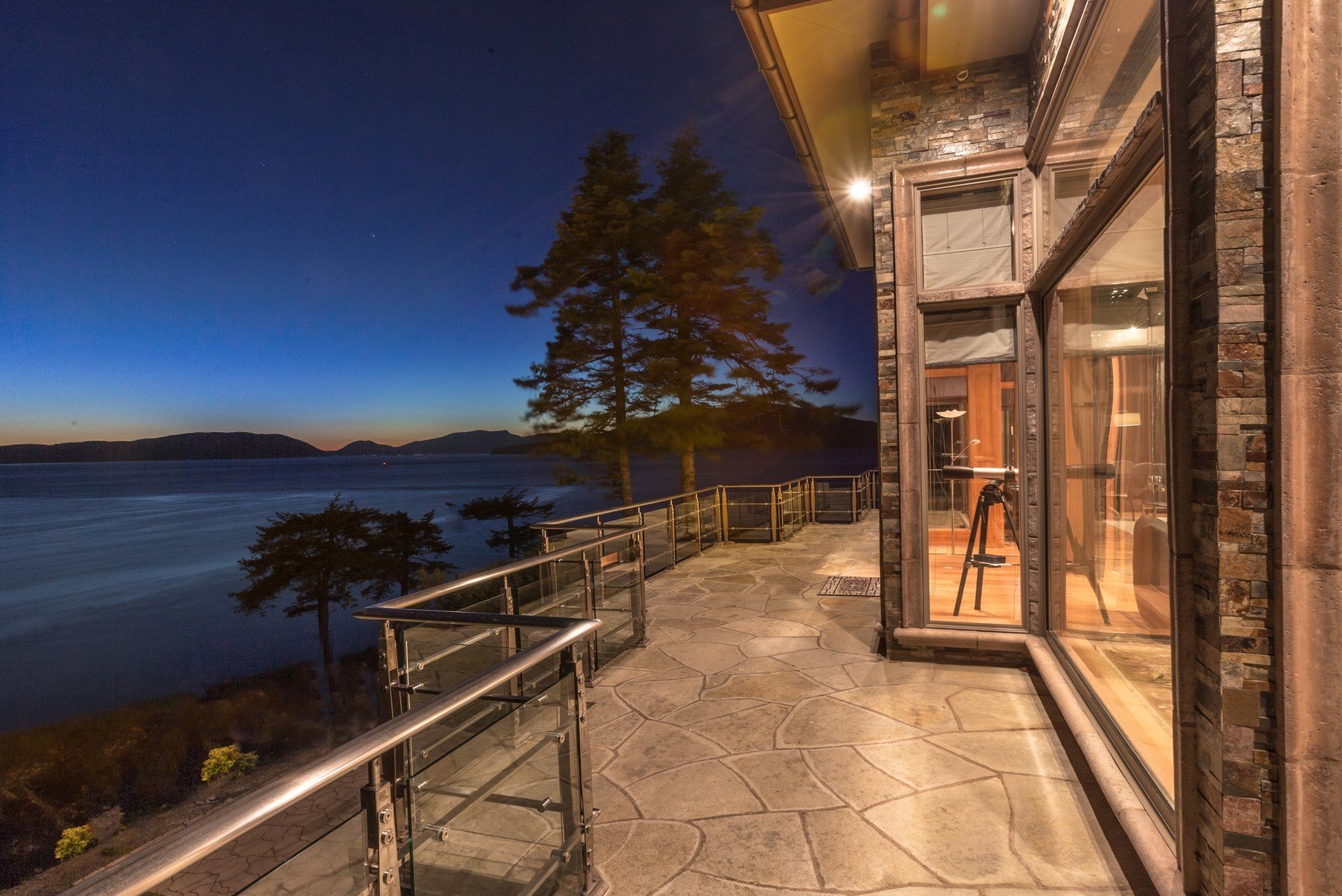 Anacortes Luxury Northwest Contemporary In Anacortes, Washington