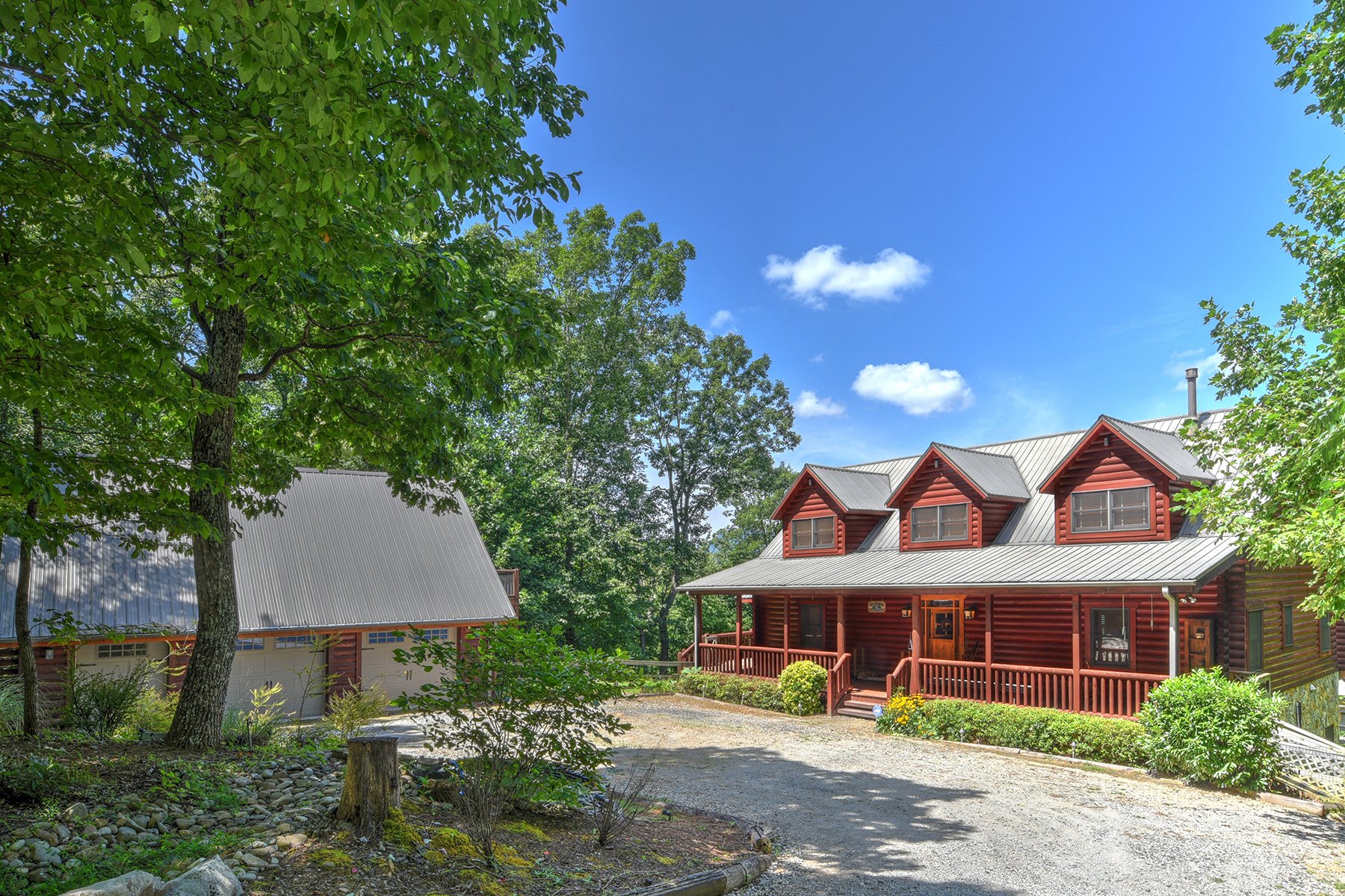 Gateway Mountain in Old Fort, NC, United States for sale (10373722)