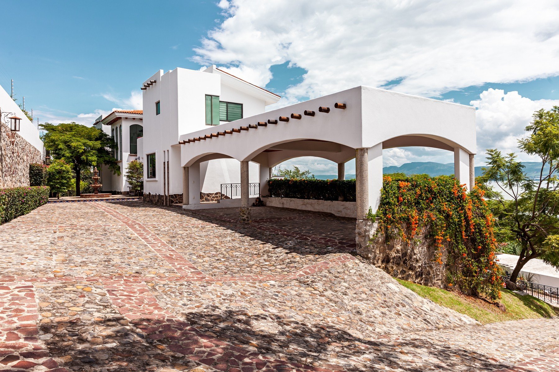 Casa Del Lago, Chapala, Jocotepec in Chapala, Mexico for sale (10383818)