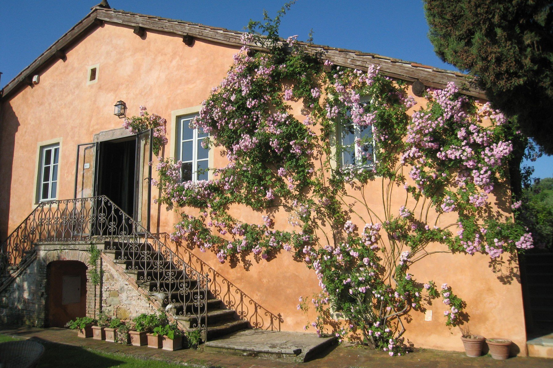 Stunning Farm House With A Unique Garden In Lucca's Countryside in