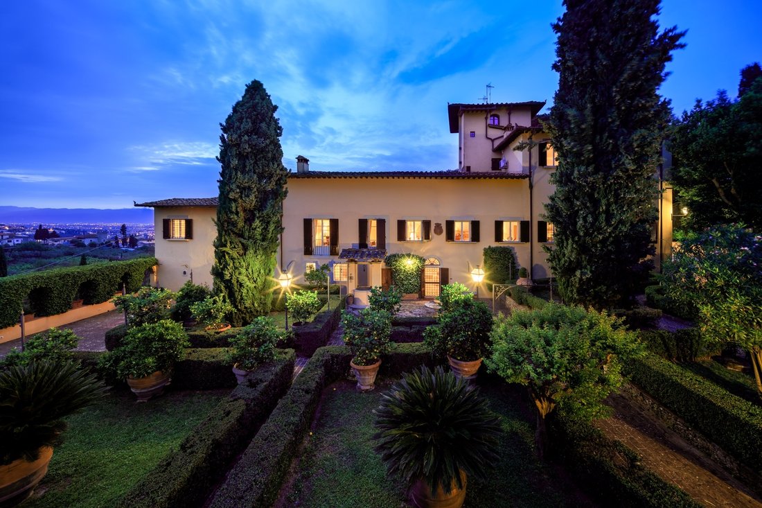 House in Lastra a Signa, Tuscany, Italy 1 - 10311826