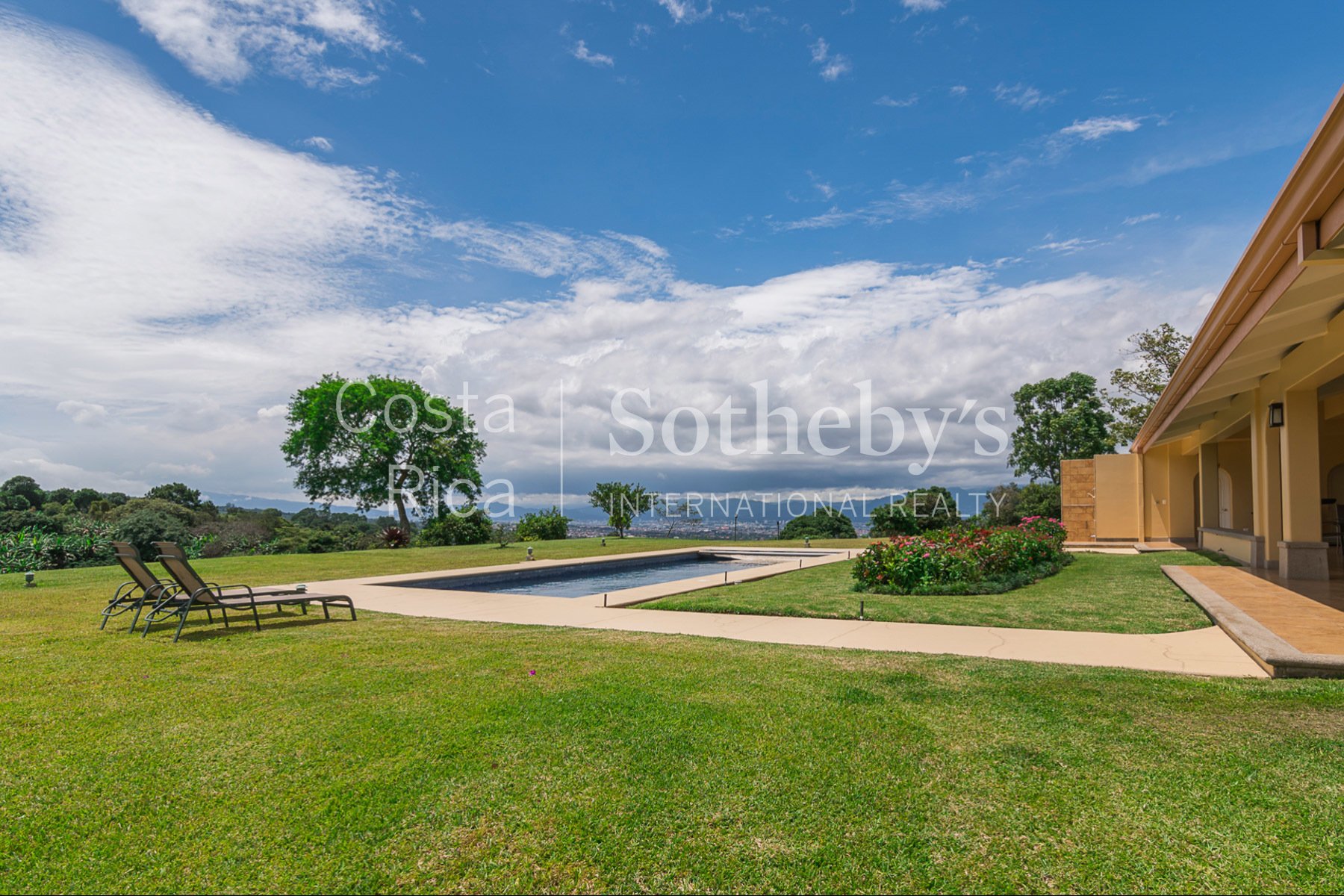 Heredia Luxury Estate in Santa Barbara, Costa Rica for sale (10062244)