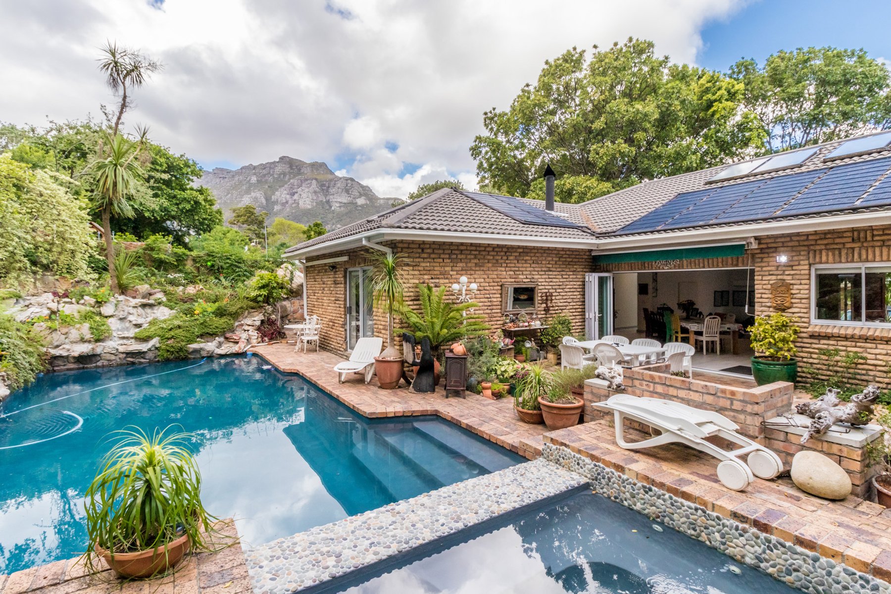Hout Bay In Cape Town, South Africa For Sale (10429843)
