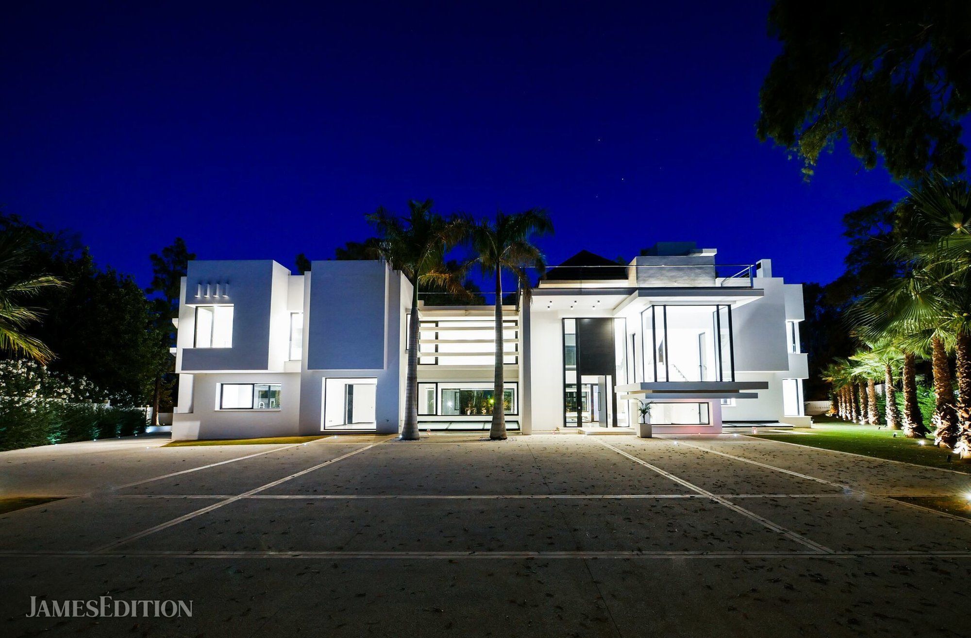 Modern Villa For Sale In Guadalmina Baja, Marbella In Marbella
