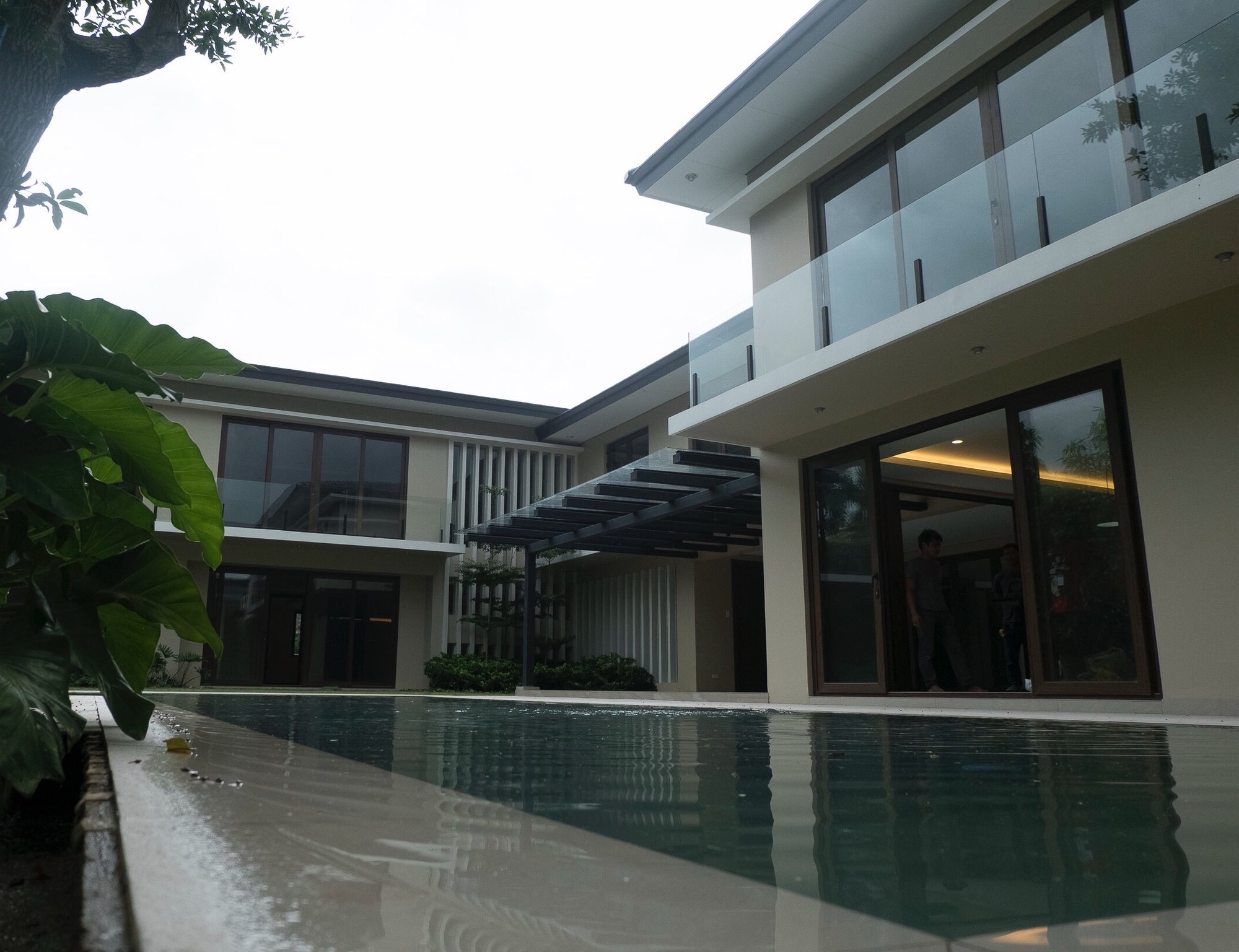 Modern Home in Exclusive Ayala Alabang in Muntinlupa