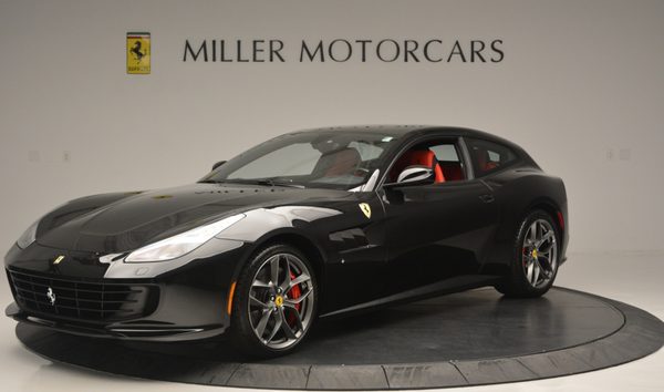 Ferrari GTC4Lusso T (10399337)