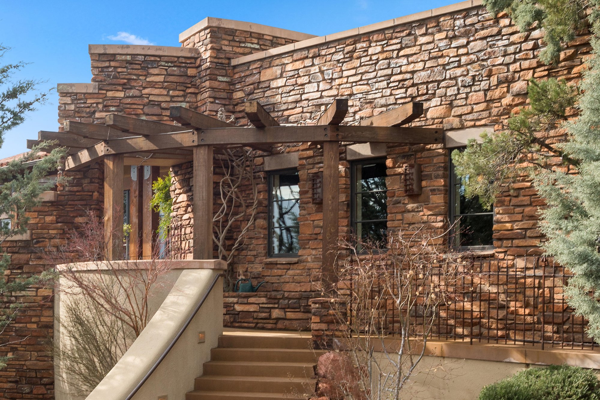 Beautiful Custom Sedona Home in Sedona, AZ, United States for sale