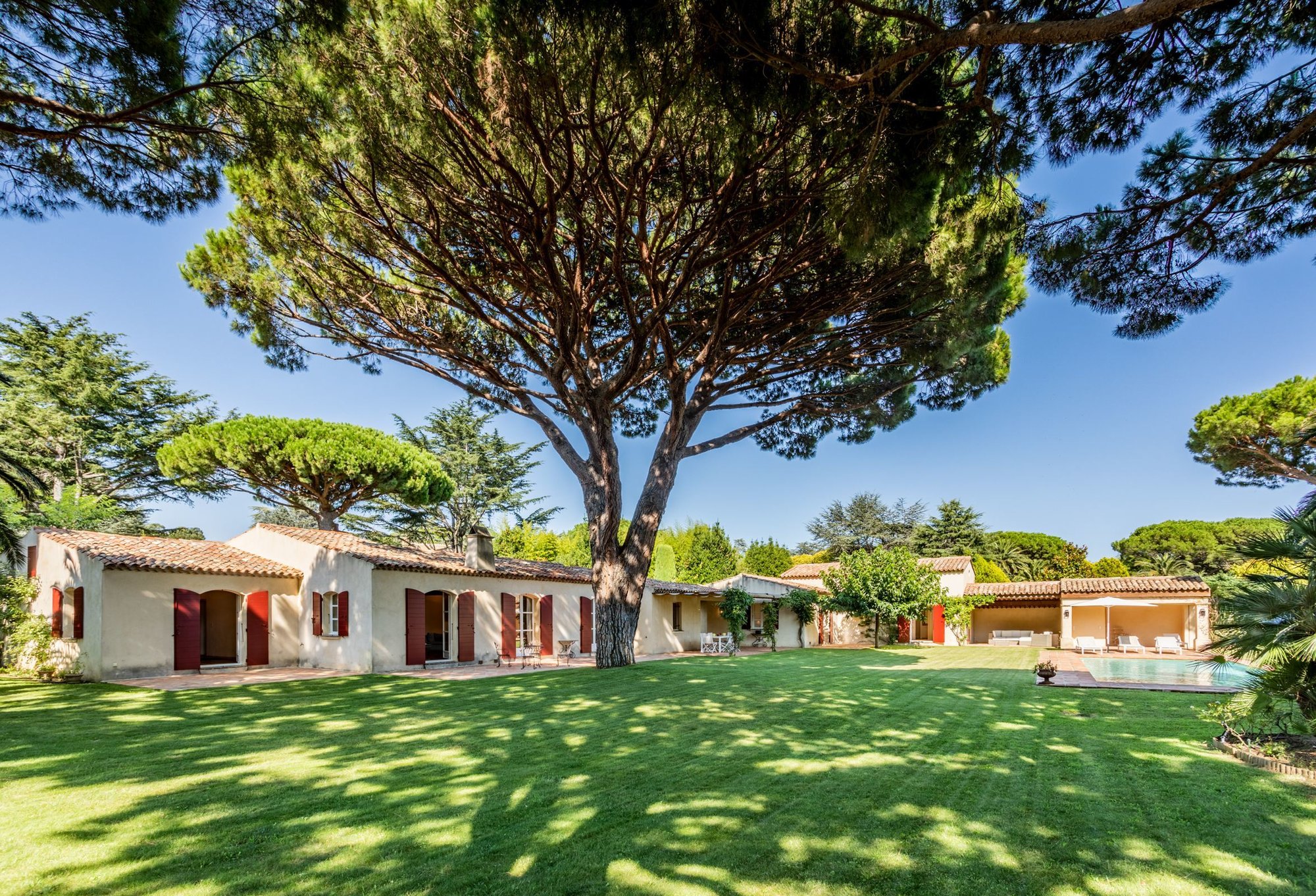 Luxury Villa For Sale In St Tropez Les Parcs De St in Saint Tropez
