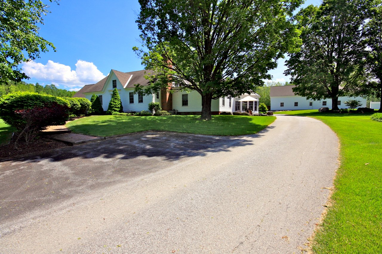 1642 East St, Clarendon, Vermont 05759 (Mls In Clarendon, Vermont