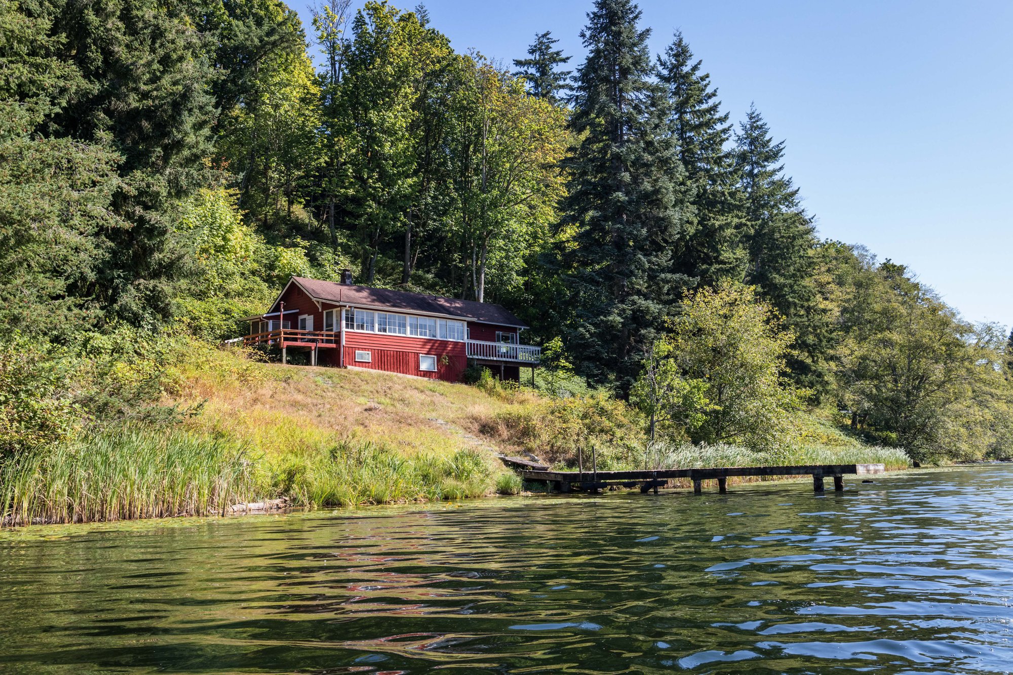 Lake Mc Murray Waterfront in Lake McMurray, WA, United States for sale