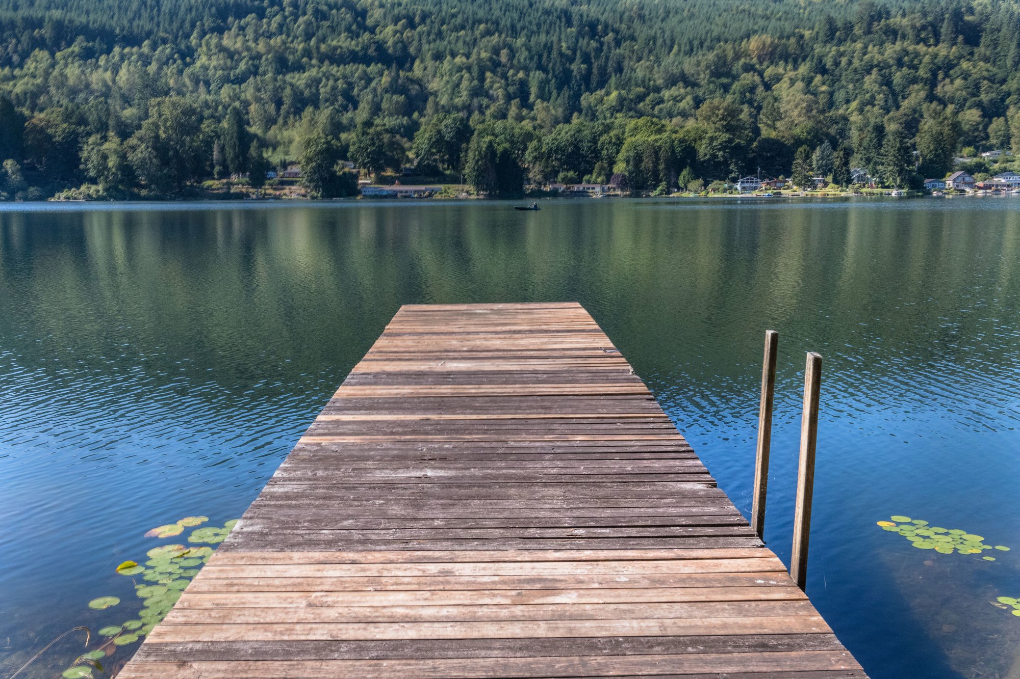 Lake Mc Murray Waterfront in Lake McMurray, WA, United States for sale