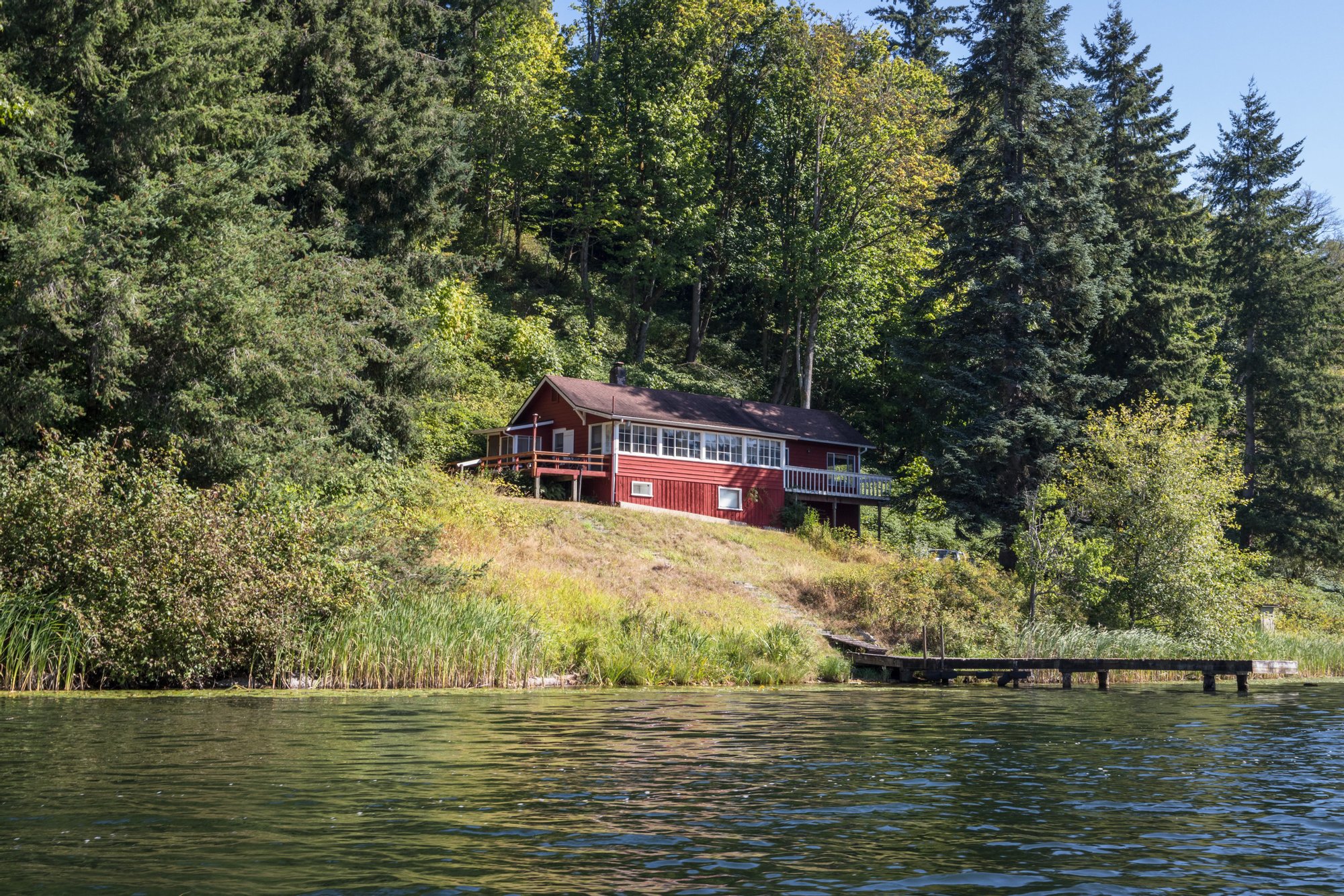 Lake Mc Murray Waterfront in Lake McMurray, WA, United States for sale