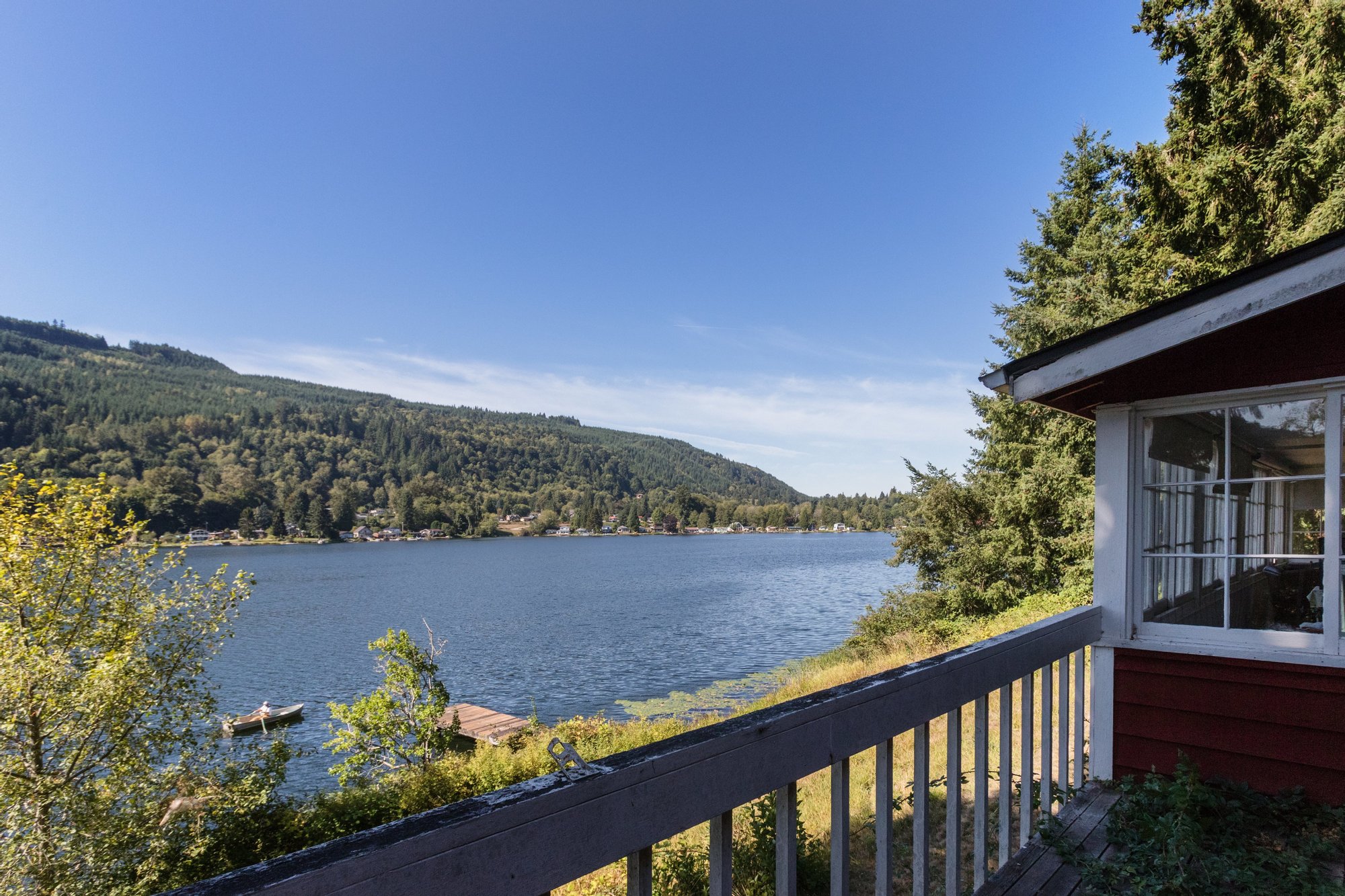Lake Mc Murray Waterfront in Lake McMurray, WA, United States for sale