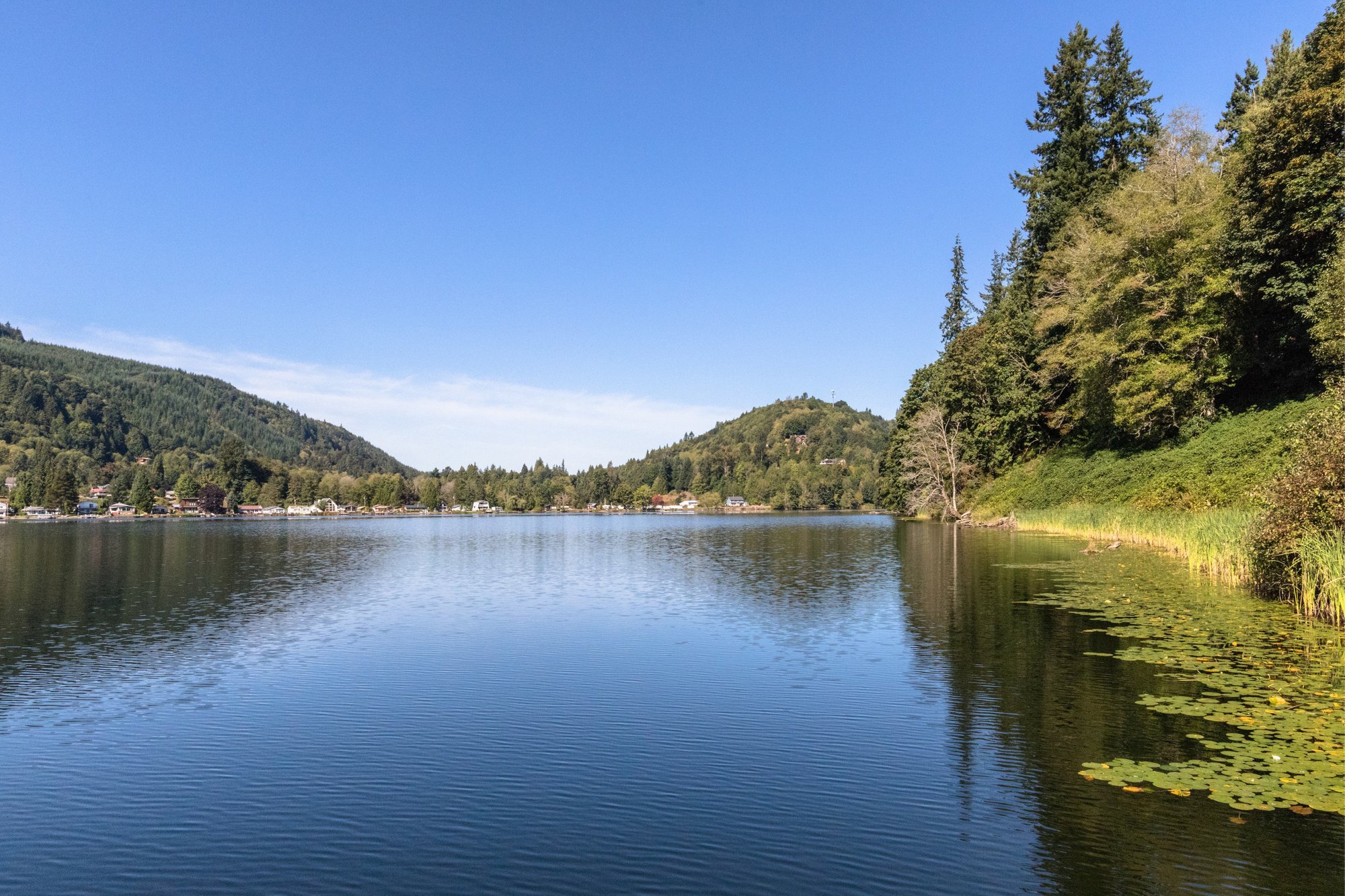 Lake Mc Murray Waterfront in Lake McMurray, WA, United States for sale