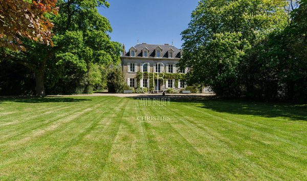 Sale - Castle Guérande (10500660)
