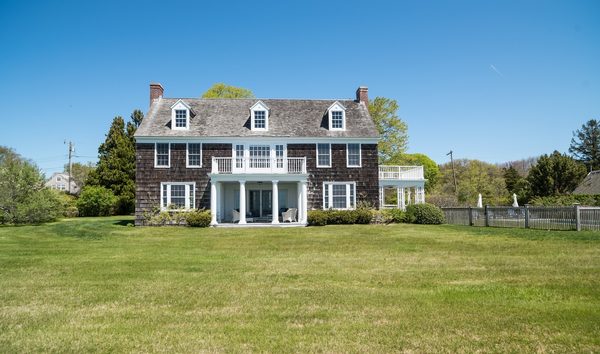 Direct Waterfront In Old Black Point (10502823)