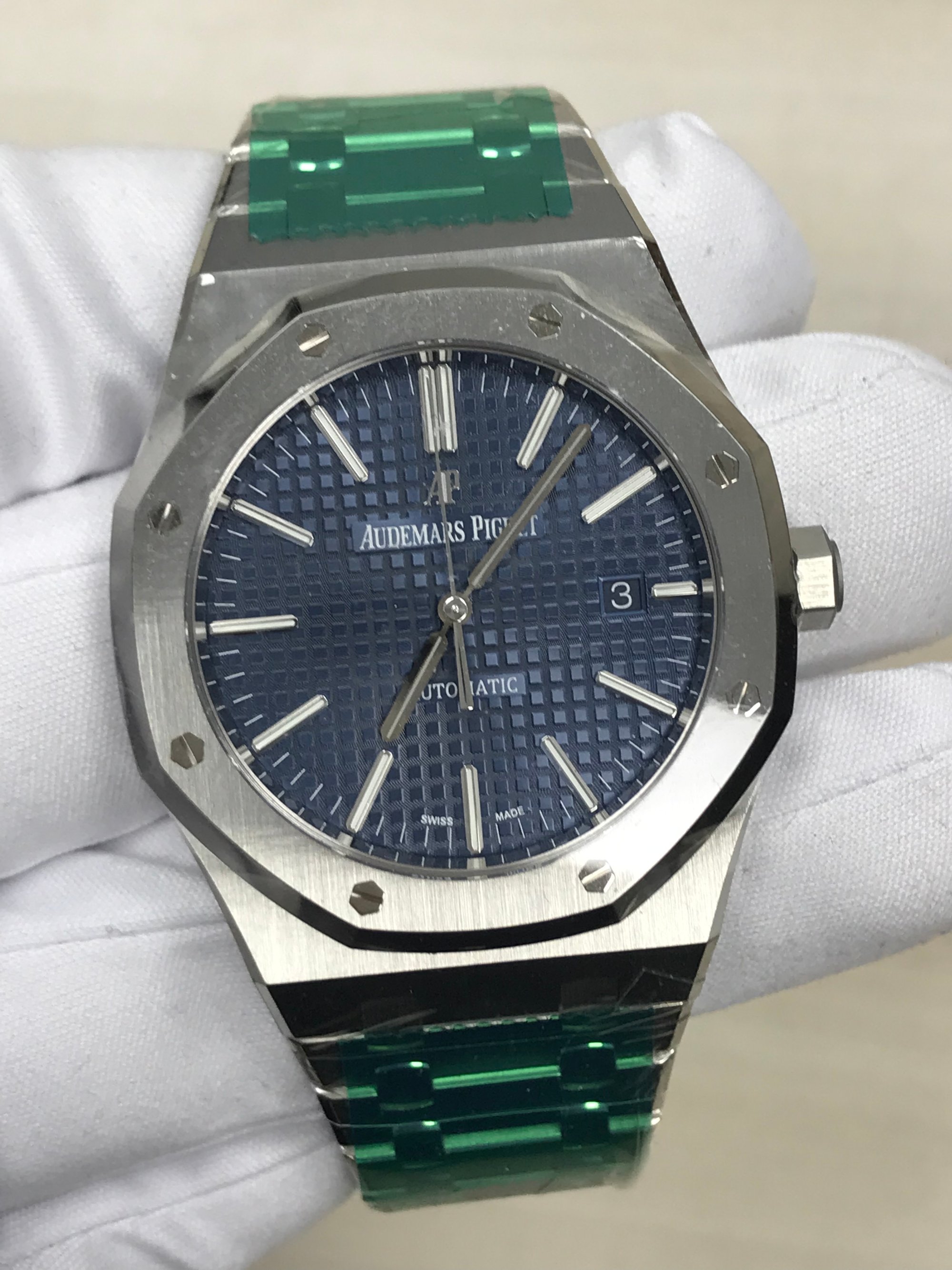 royal oak extra thin price