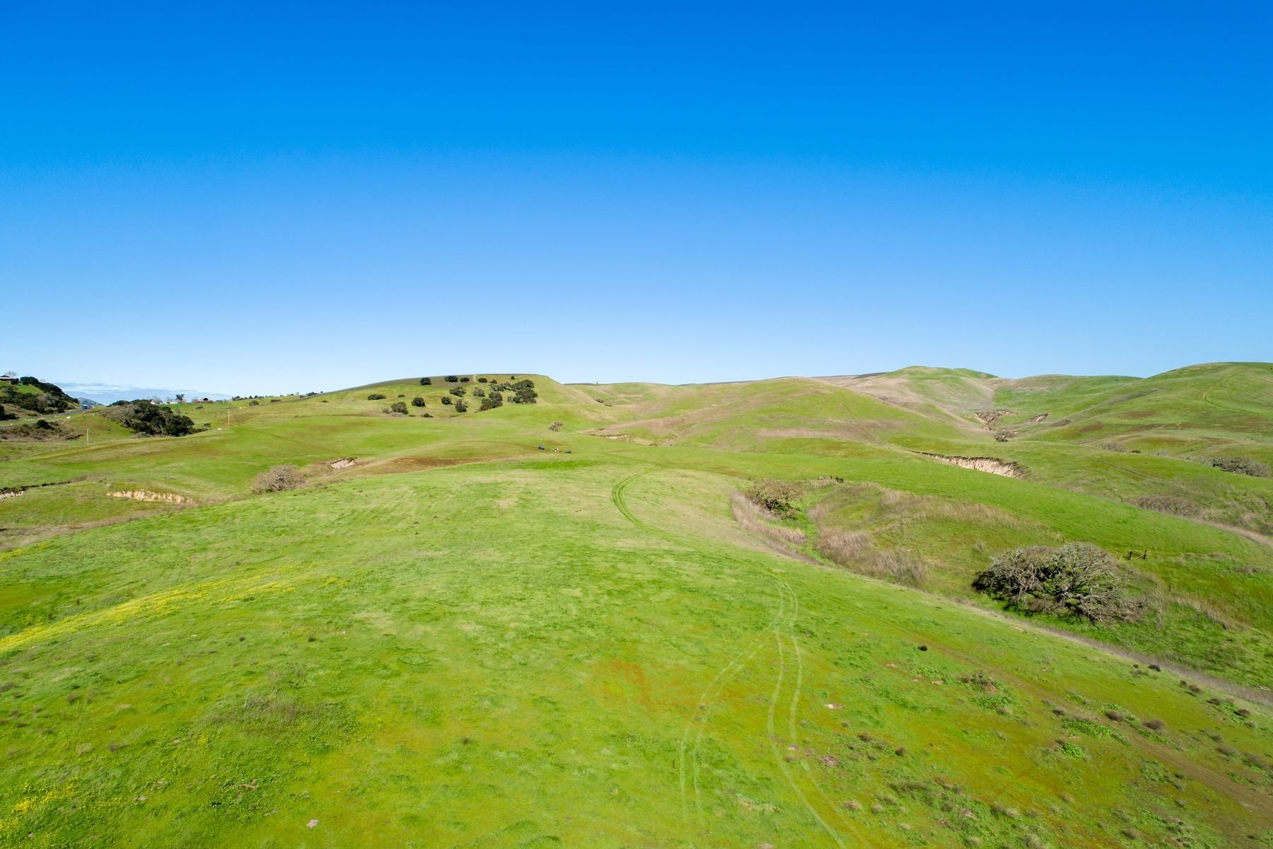 1000+/ Acres In The Santa Rita Hills in Lompoc, CA, United States for ...