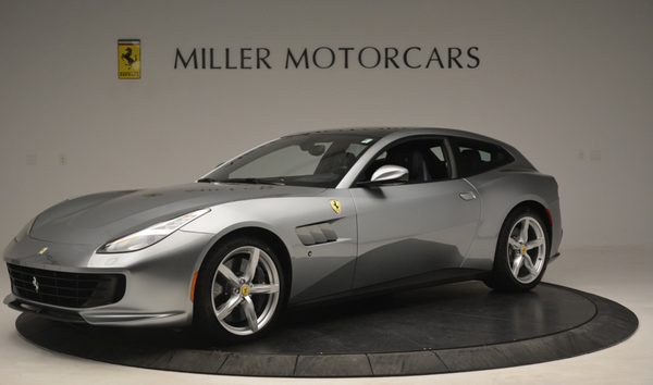 Ferrari GTC4Lusso (10509577)