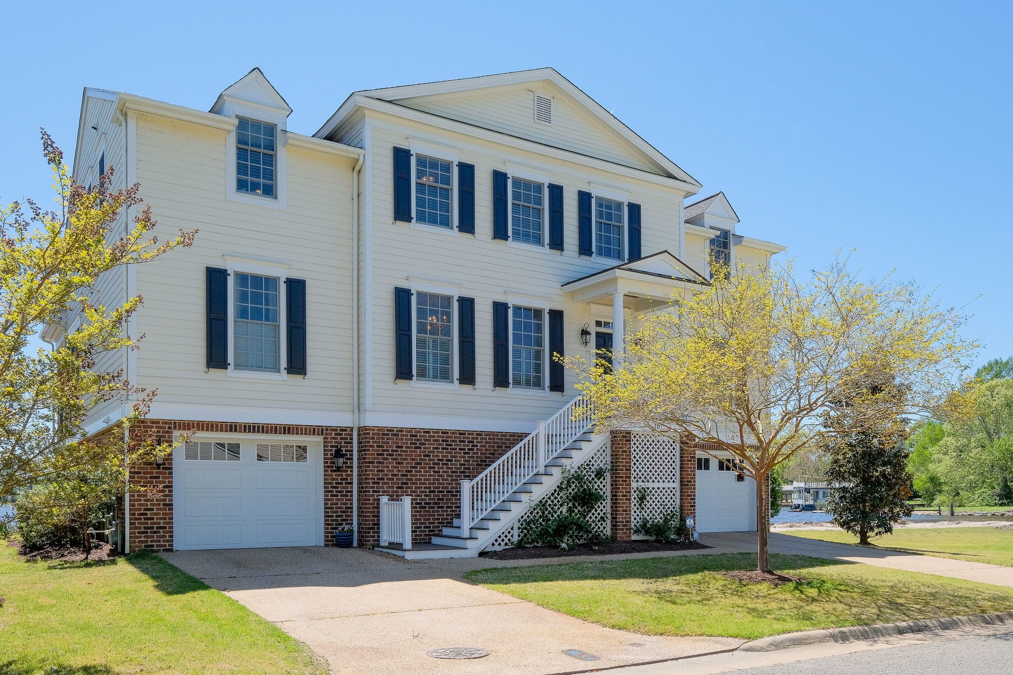 New Custom Home, Downtown Waterfront in Edenton, NC, United States for