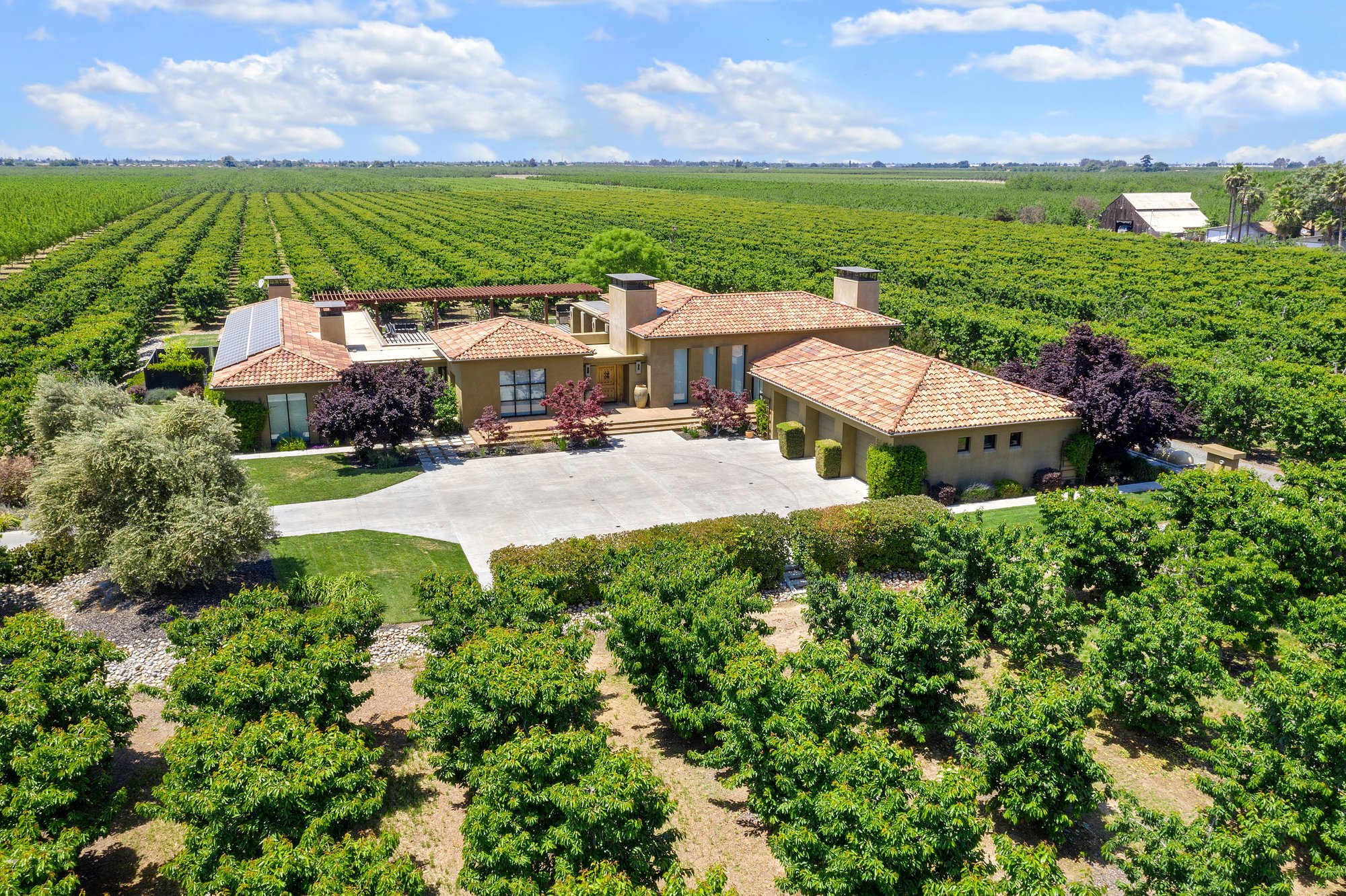 2101 Clinton Road, Hughson, Ca 95326 in Hughson, CA, United States for