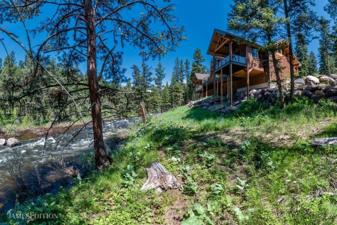 Clearwater River Lodge in Seeley Lake, MT, United States for sale