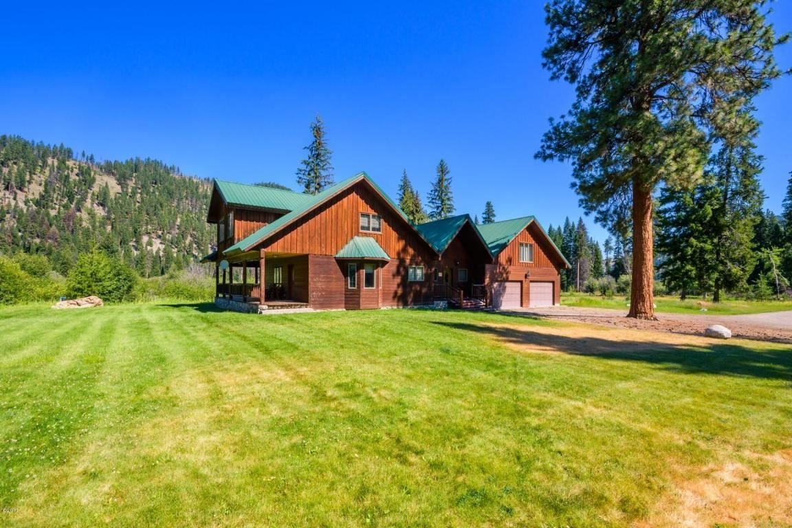 Mountain Retreat in Alta Meadow Ranch in Darby, MT, United States for