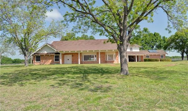 Acreage (10516035)
