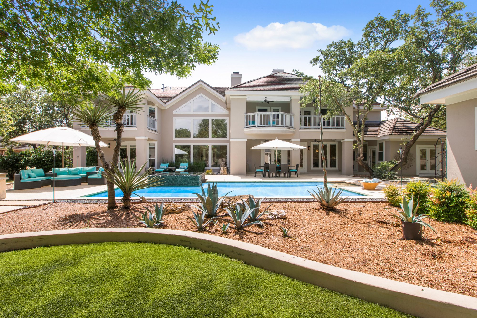 Unprecedented Style In Bentley Manor in San Antonio, TX, United States
