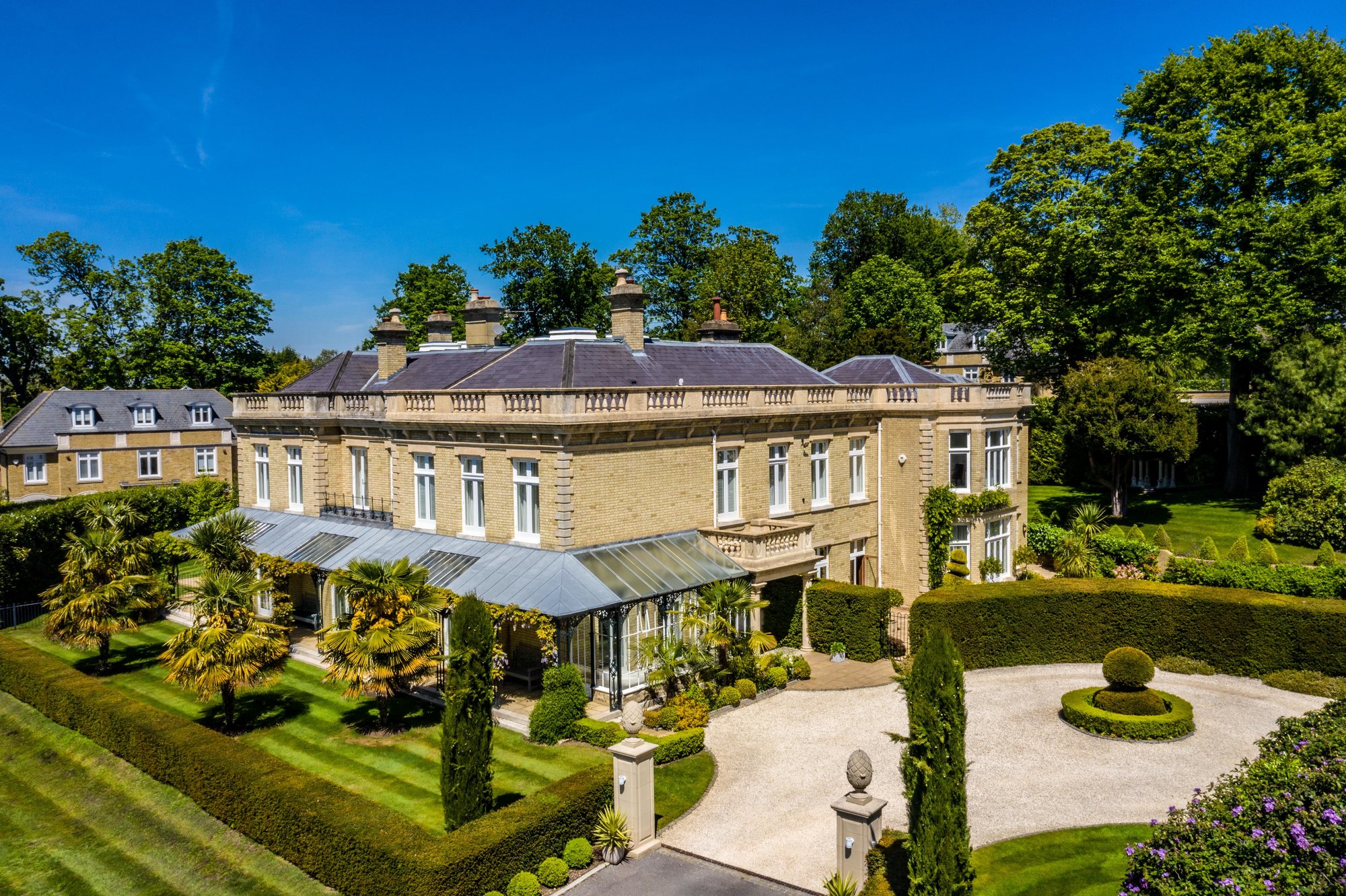 Fairmile Court in Cobham, United Kingdom for sale (10518616)