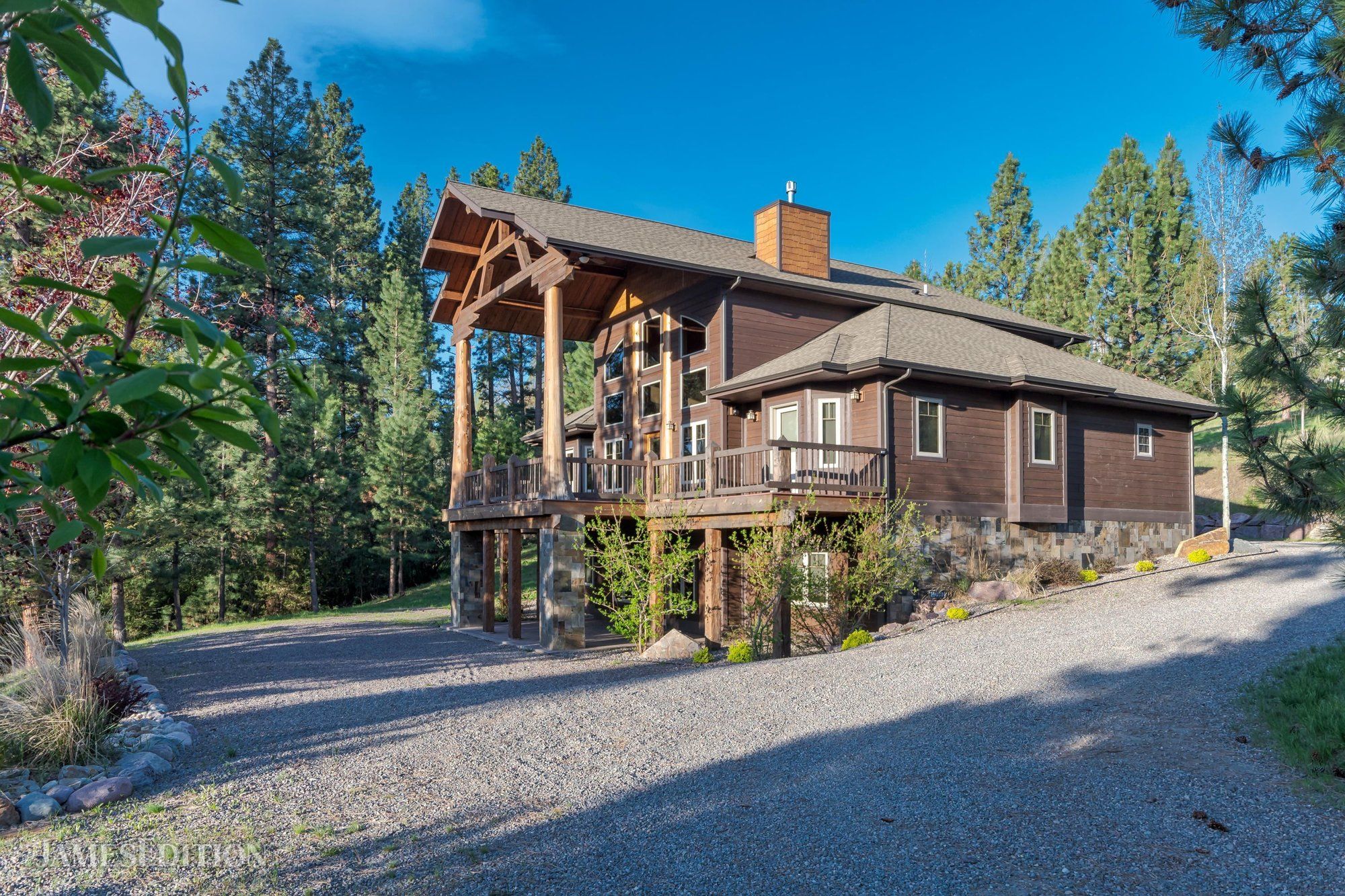 Rustic Montana Retreat in Lolo, MT, United States for sale (10515645)