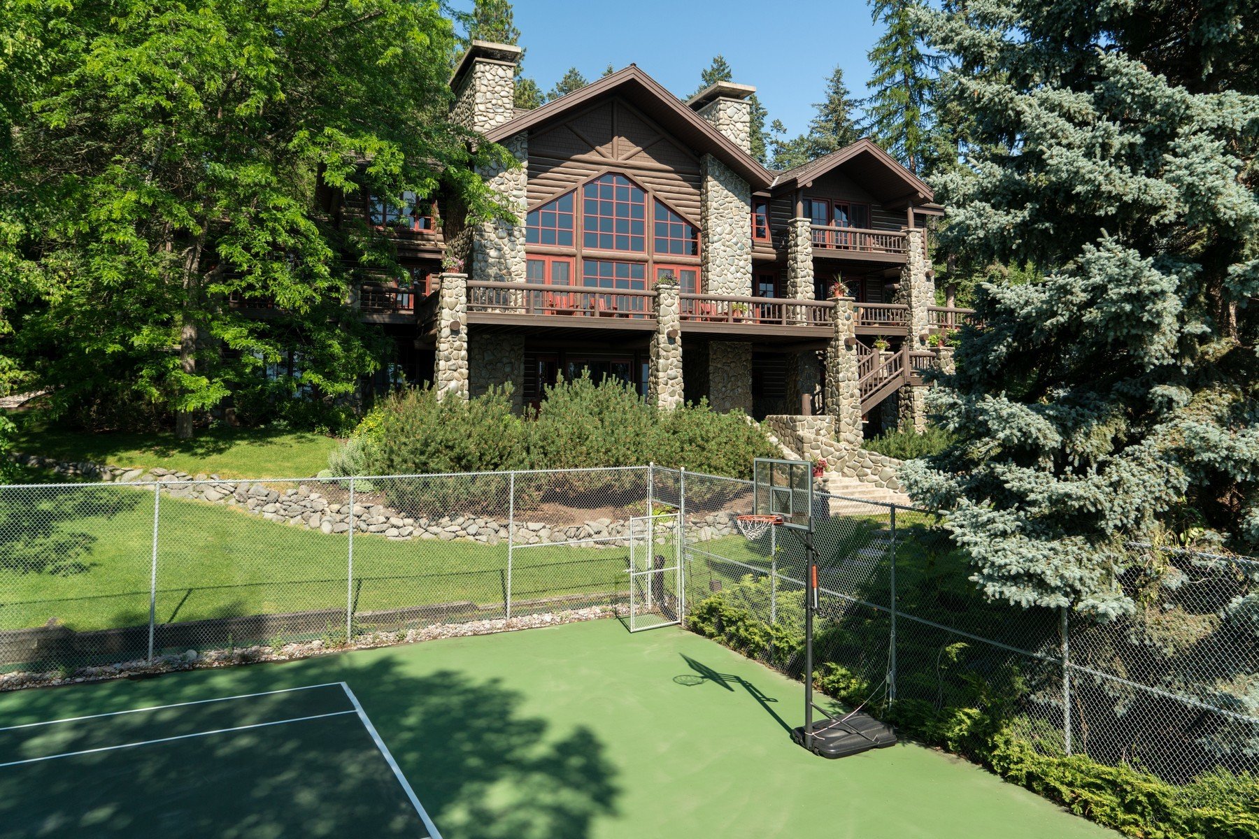 6 Bedrooms Single Family Detached in Lakeside, MT, United States for sale (1429479)