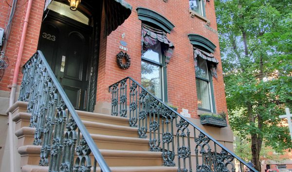 Here Is An Incredible Opportunity To Own A Piece Of History (10524103)