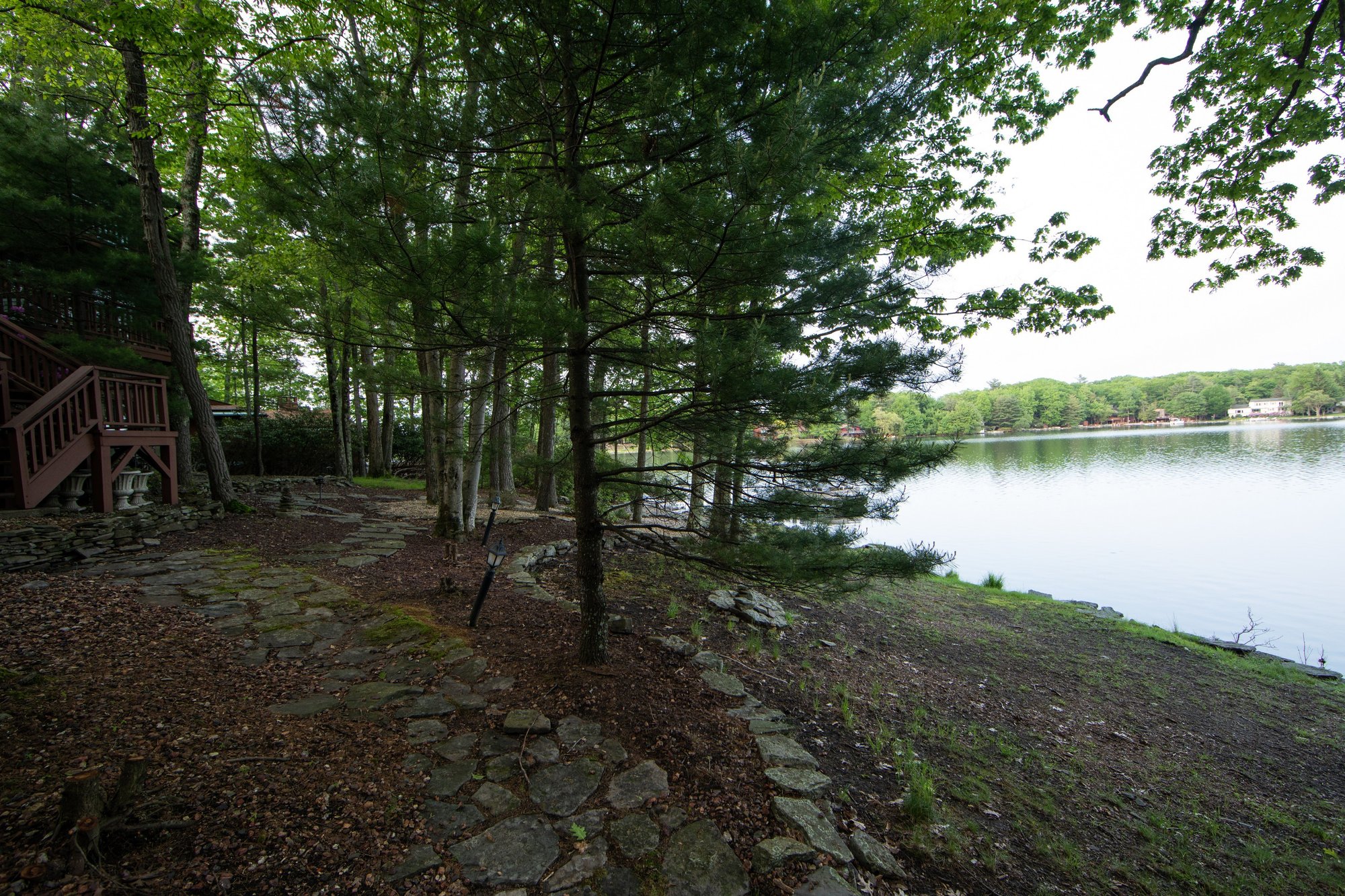 Lake Louise Marie Lakefront in Rock Hill, NY, United States for sale