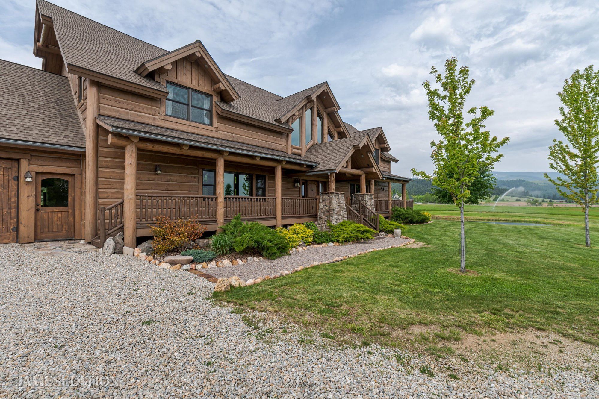 Custom Log Home In The Bitterroot Valley in Darby, MT, United States